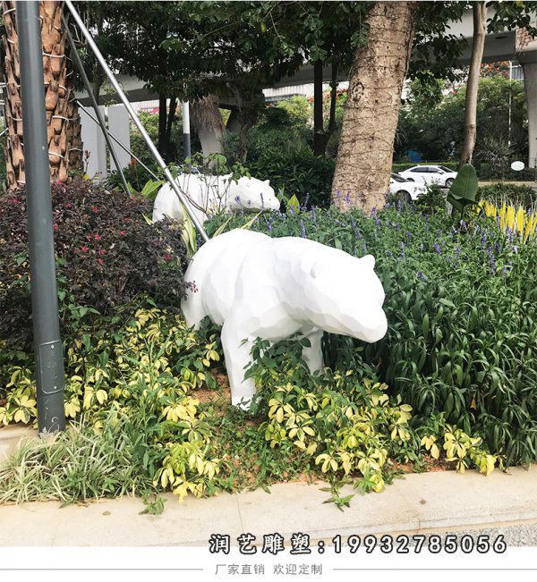 草坪玻璃钢北极熊动物雕塑